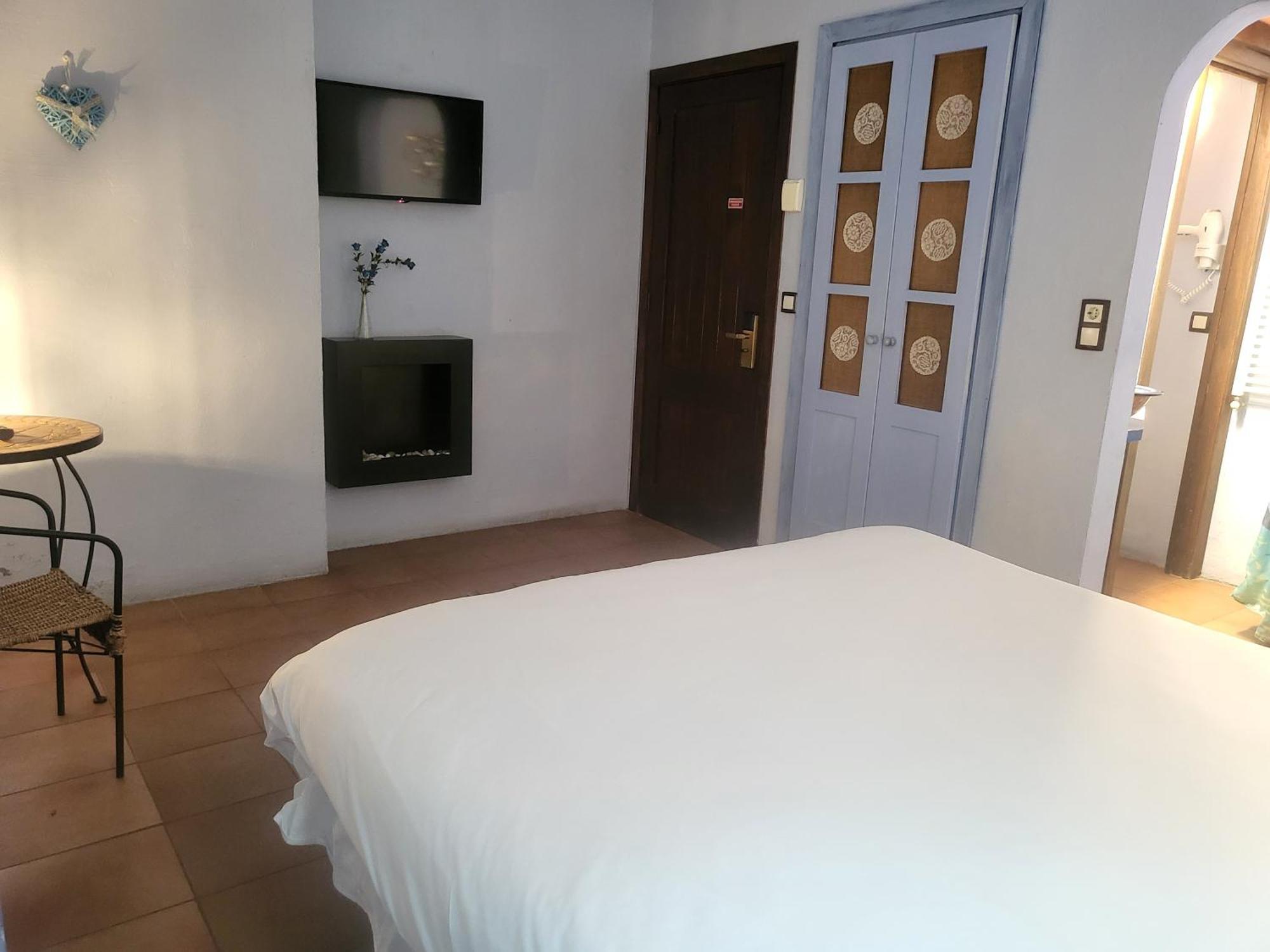 Hotel Pasteral Riu Ter Ла-Сельера-де-Тер Экстерьер фото